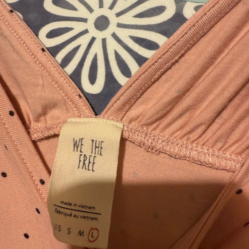 Free People Pink Ruched Blouse with V-Neckline - Picture 4 of 5